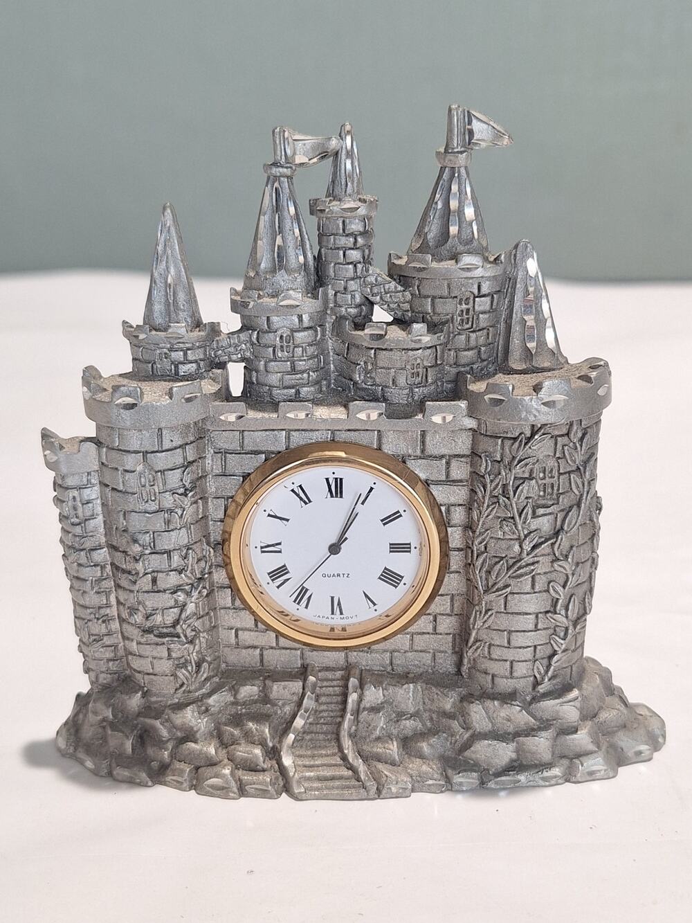 1987 Spoontiques 7514 Pewter Castle Quartz Desk Shelf Clock Japan Movt Works